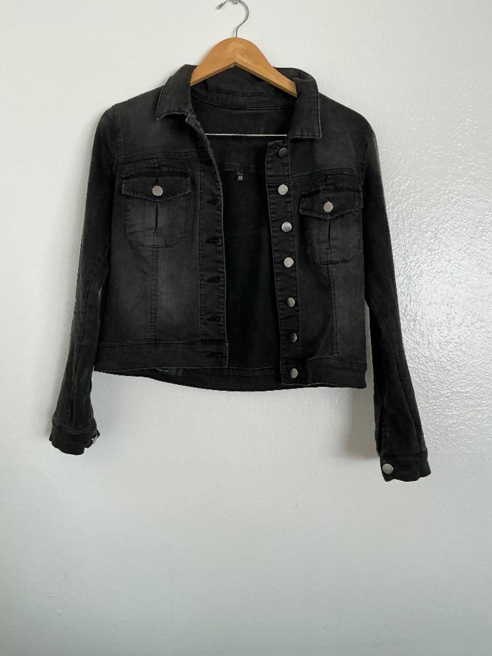 KUT from the Kloth Amelia Black Denim Jean Jacket Sz M